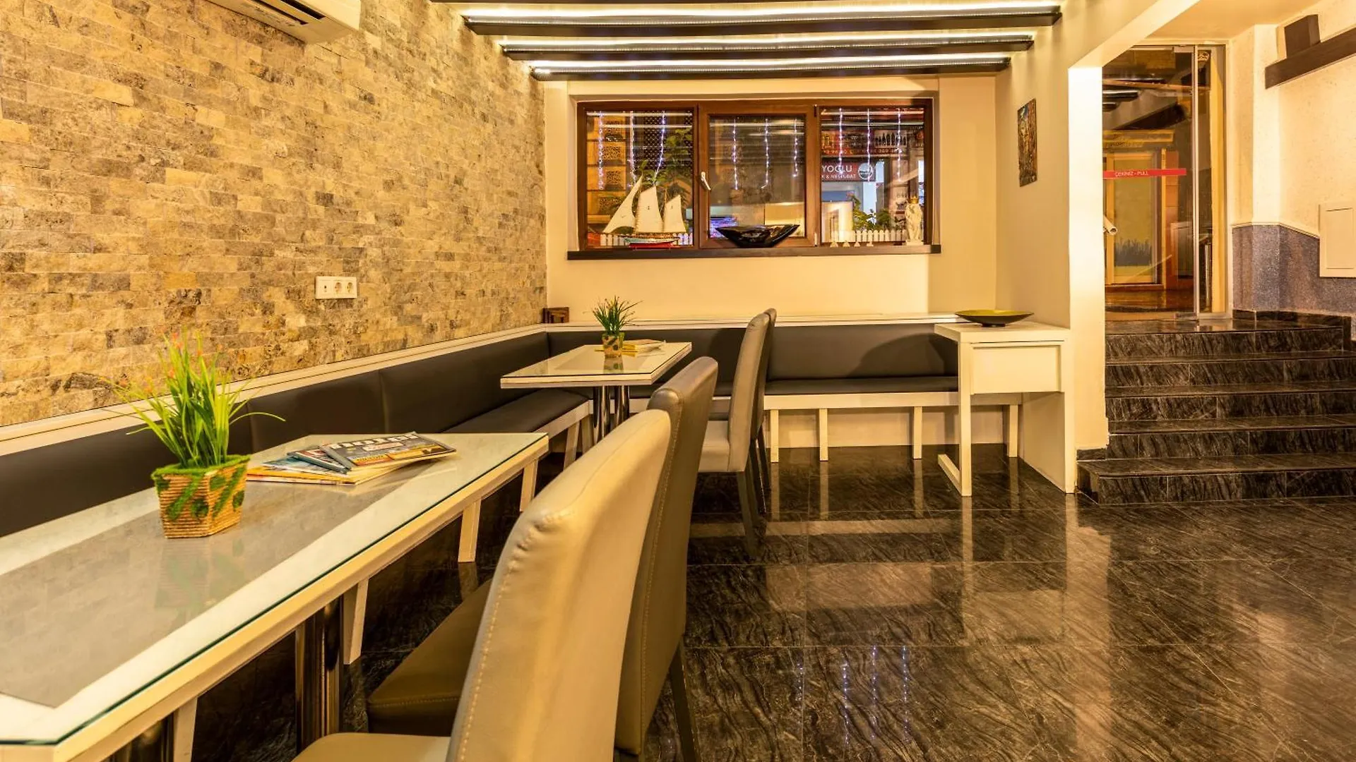 Platine Istiklal Suite Стамбул Турция