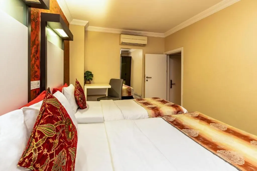 Platine Istiklal Suite Estambul
