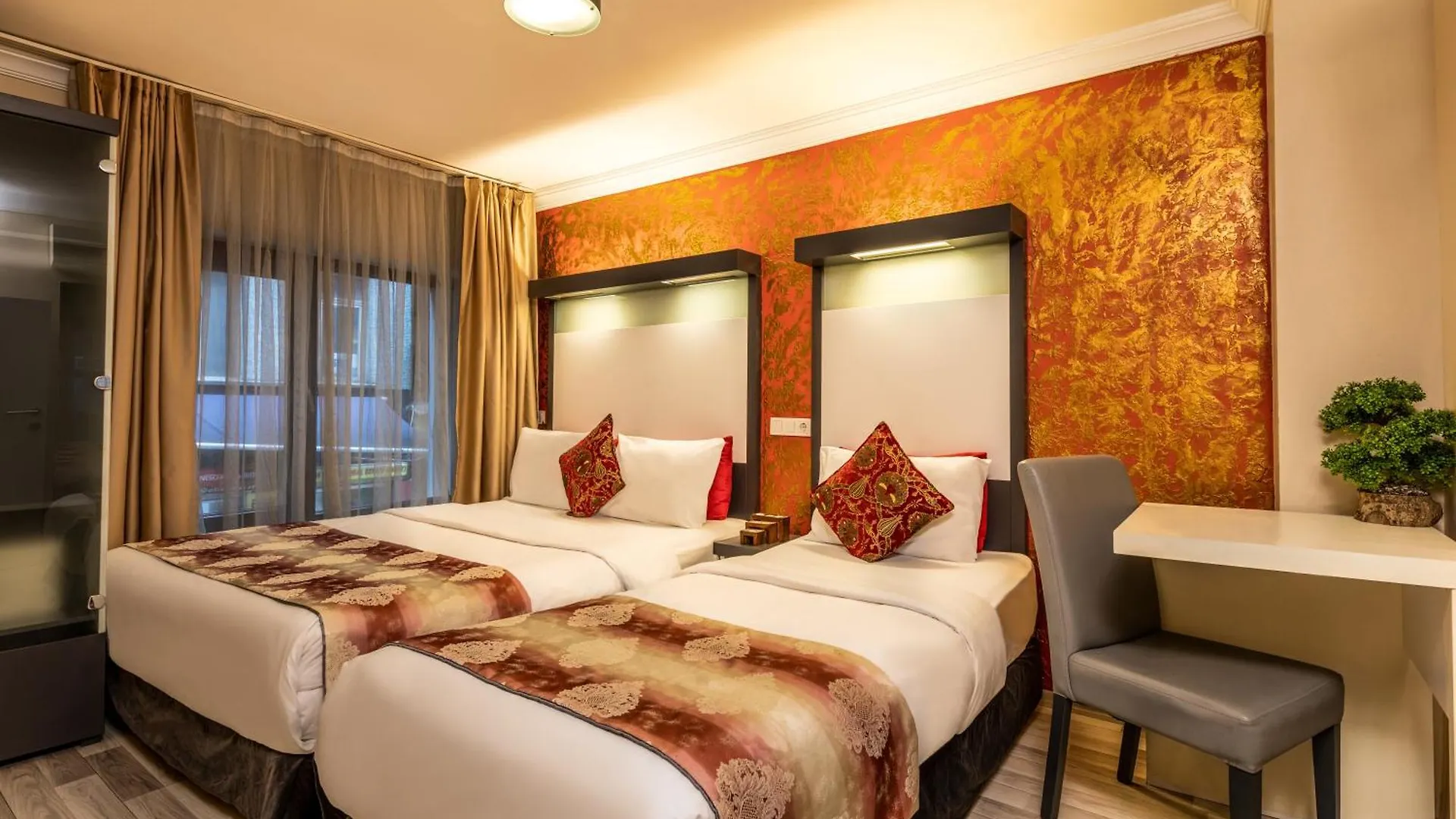 Platine Istiklal Suite Estambul