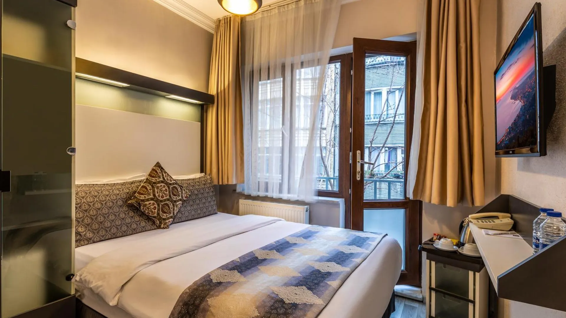Platine Istiklal Suite Estambul Hotel