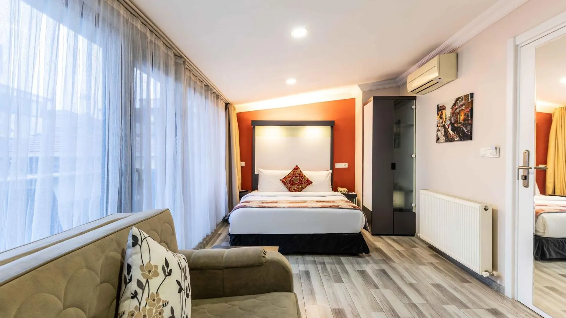 Platine Istiklal Suite Estambul Hotel